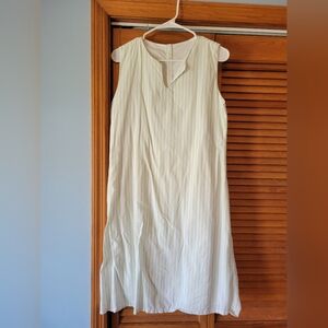 Like New Sleeveless Green And White Striped Mini Dress with V-Notch Neckline